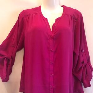 Collective Concepts Button Down Top Roll Tab Sz M